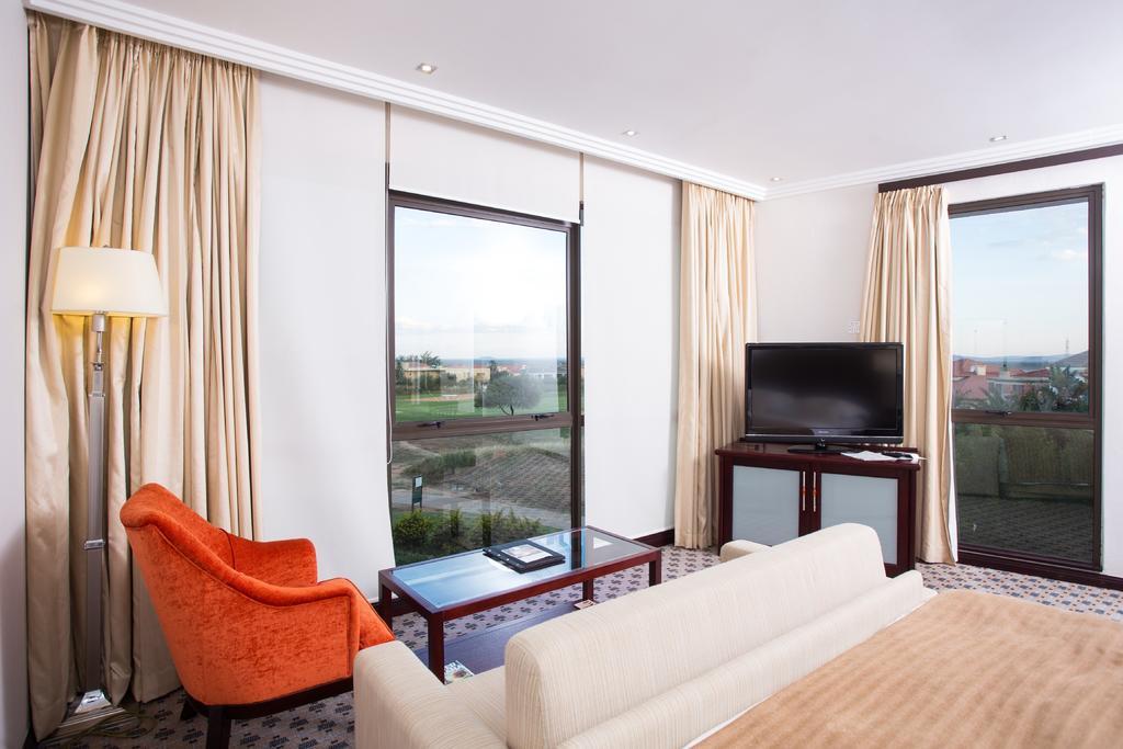 Phakalane Golf Estate Hotel Resort Gaborone Zimmer foto