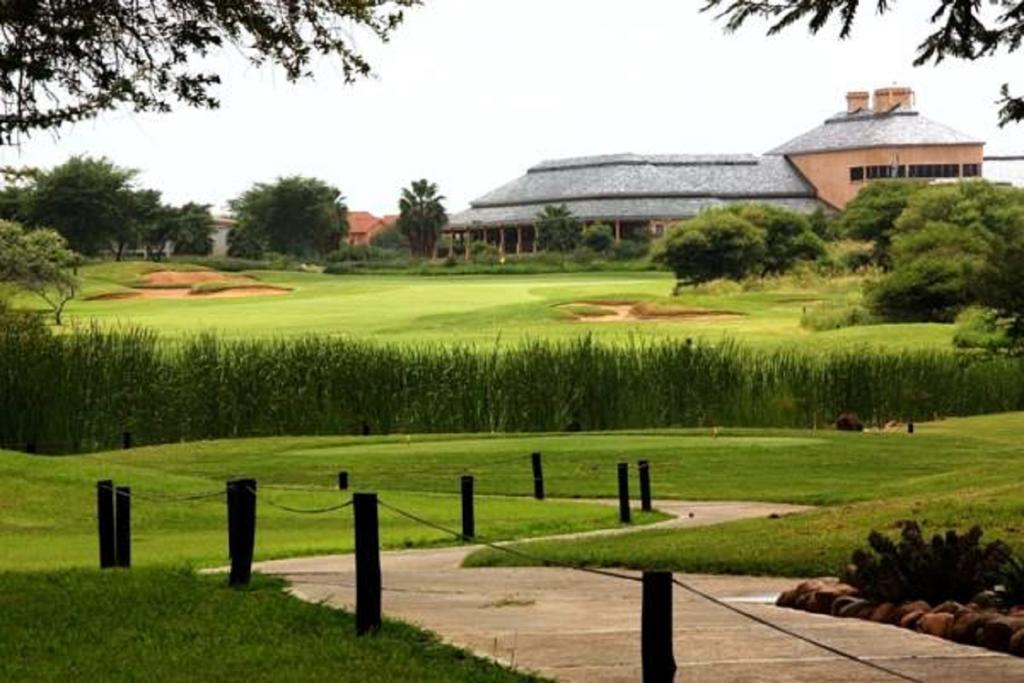 Phakalane Golf Estate Hotel Resort Gaborone Exterior foto